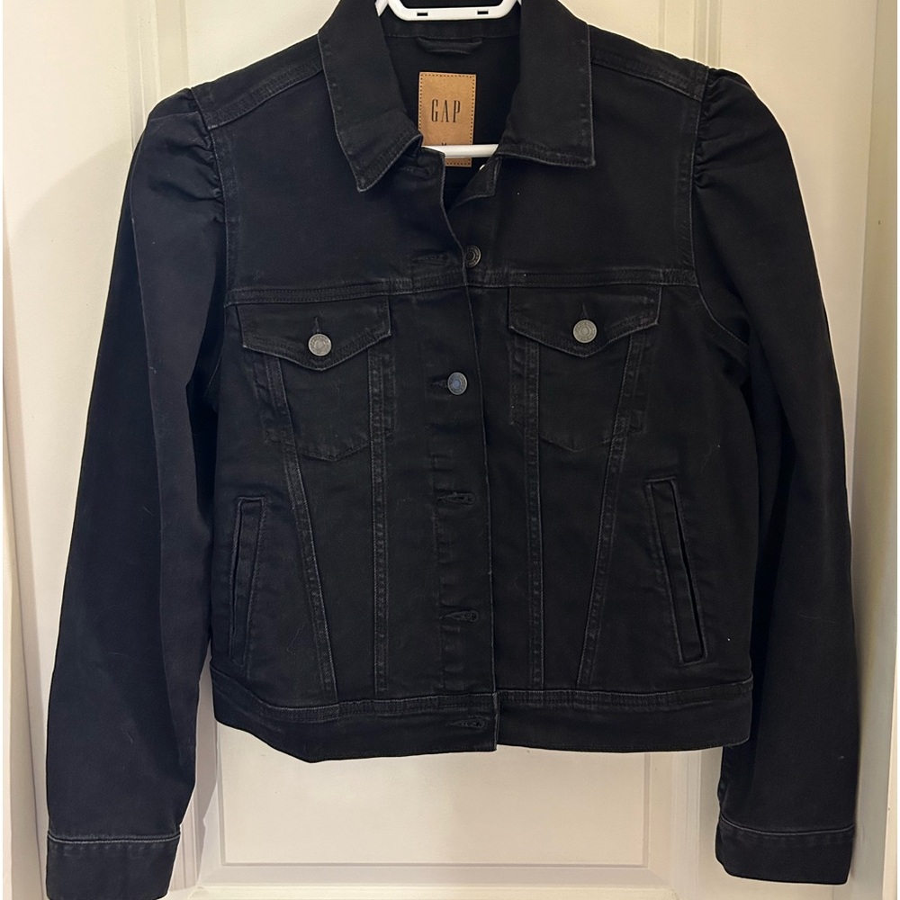 Gap black Jean jacket with puff sleeves